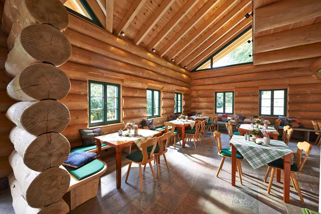 Hotel Therme Bad Teinach レストラン 写真